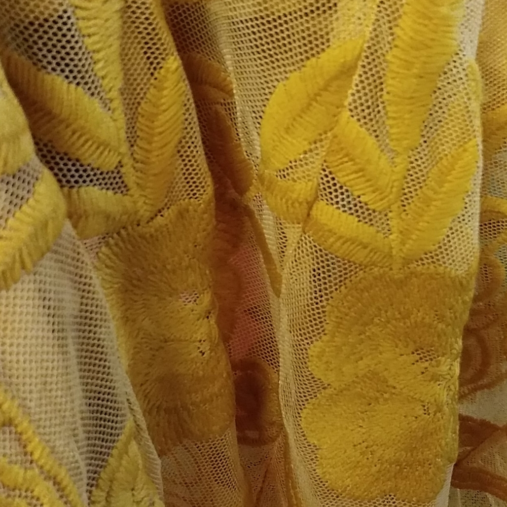 Dress - Picture 7 of 7